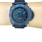 Panerai Luminor Submersible PAM00960 (2024) - Zwart wijzerplaat 42mm Carbon (2/8)