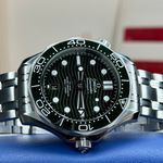 Omega Seamaster Diver 300 M 210.30.42.20.10.001 (2023) - Green dial 42 mm Steel case (2/8)
