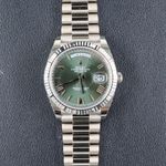 Rolex Day-Date 40 228239 (2021) - Green dial 40 mm White Gold case (1/8)