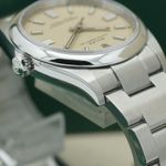 Rolex Oyster Perpetual 36 126000 (2020) - Beige wijzerplaat 36mm Staal (8/8)
