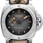 Panerai Submersible PAM01518 (2025) - Black dial 44 mm Steel case (1/1)