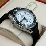 Omega Seamaster Diver 300 M 210.32.42.20.04.001 (2022) - White dial 42 mm Steel case (5/8)