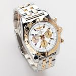 Breitling Chronomat 44 CB0110 - (2/8)