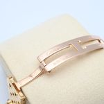 Cartier Panthère WGPN0009 (2023) - White dial 37 mm Yellow Gold case (7/8)