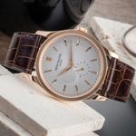 Patek Philippe Calatrava 5196R-001 (Unknown (random serial)) - Silver dial 37 mm Rose Gold case (2/8)
