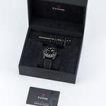 Tudor Black Bay 79210CNU (2022) - Black dial 41 mm Ceramic case (2/8)