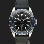 Tudor Black Bay 79220B (2015) - Black dial 41 mm Steel case (3/7)