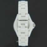 Chanel J12 H2422 (2023) - Pearl dial 33 mm Ceramic case (5/6)