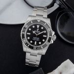 Rolex Submariner No Date 114060 (2015) - Black dial 40 mm Steel case (1/8)