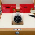 Omega Speedmaster Mark II 327.10.43.50.01.001 (2025) - Black dial 42 mm Steel case (3/8)