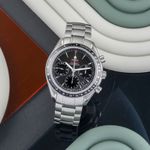 Omega Speedmaster Date 323.30.40.40.06.001 - (1/8)