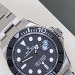 Rolex Yacht-Master 42 226627 (2025) - Black dial 42 mm Titanium case (2/5)