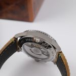 Breguet Type XX - XXI - XXII 3815TI/HM/3ZU (2022) - Black dial 42 mm Titanium case (6/8)