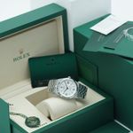 Rolex Land-Dweller 36 127234 (2026) - White dial 36 mm Steel case (2/8)