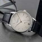 NOMOS Orion Datum 381 (2022) - Wit wijzerplaat 38mm Staal (2/8)