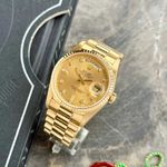 Rolex Day-Date 36 18238 (1995) - Gold dial 36 mm Yellow Gold case (3/8)