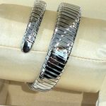 Bulgari Serpenti 101827 (2025) - Silver dial 35 mm Steel case (3/3)