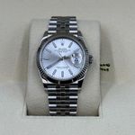 Rolex Datejust 36 126234 (2024) - Silver dial 36 mm Steel case (4/8)