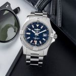 Breitling Avenger A17318101B1A1 - (1/8)