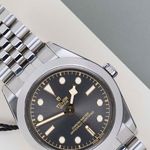 Tudor Black Bay 79660 - (3/8)