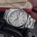 Rolex Datejust 36 116234 (2009) - Silver dial 36 mm Steel case (2/8)