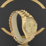 Rolex Day-Date 36 18238 (1997) - Gold dial 36 mm Yellow Gold case (3/7)