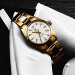 Rolex Oyster Perpetual 31 6748 (1977) - White dial 31 mm Yellow Gold case (1/5)