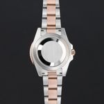 Rolex GMT-Master II 126711CHNR (2019) - Black dial 40 mm Gold/Steel case (7/8)