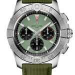 Breitling Avenger AB0147101L1X1 (2026) - Groen wijzerplaat 44mm Staal (1/1)