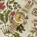 Rolex Lady-Datejust 69178G (1989) - Gold dial 26 mm Yellow Gold case (3/8)