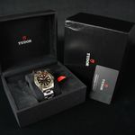 Tudor Black Bay 79230G - (8/8)