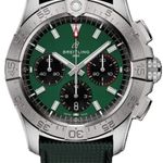 Breitling Avenger AB0146101L1X1 (2026) - Green dial 42 mm Steel case (1/1)