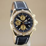 Breitling Crosswind Special K13355 (2004) - Black dial 43 mm Yellow Gold case (3/8)