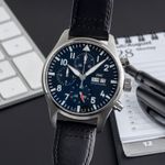 IWC Pilot Chronograph IW378001 (Unknown (random serial)) - Black dial 43 mm Steel case (3/8)