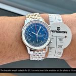 Breitling Navitimer A13324 (2020) - Black dial 41 mm Steel case (2/8)