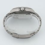 Rolex Yacht-Master 42 226627 (2025) - Black dial 42 mm Titanium case (4/6)