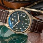 IWC Pilot IW326802 (Onbekend (willekeurig serienummer)) - Groen wijzerplaat 39mm Brons (2/8)