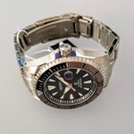 Seiko Prospex SPB189J1 (2025) - Black dial 44 mm Titanium case (5/8)