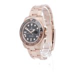 Rolex GMT-Master II 126715CHNR (2024) - Black dial 40 mm Rose Gold case (2/7)