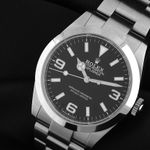 Rolex Explorer 224270 (2024) - Zwart wijzerplaat 40mm Staal (3/7)