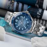 Omega Seamaster Diver 300 M 210.30.42.20.03.003 (Onbekend (willekeurig serienummer)) - Blauw wijzerplaat 42mm Staal (2/8)