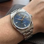 Rolex Oyster Perpetual 39 114300 (Unknown (random serial)) - Blue dial 39 mm Steel case (4/5)