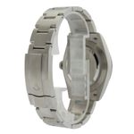 Rolex Oyster Perpetual 134300 (2025) - Brown dial 41 mm Steel case (4/6)