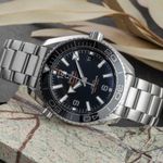 Omega Seamaster Planet Ocean 215.30.40.20.01.001 (Unknown (random serial)) - Black dial 40 mm Steel case (2/8)