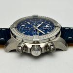 Breitling Avenger A13385101C1X1 (2024) - Blauw wijzerplaat 43mm Staal (3/8)