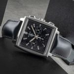 TAG Heuer Monaco CW2111 (2006) - Black dial 38 mm Steel case (2/8)
