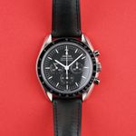 Omega Speedmaster Professional Moonwatch 310.32.42.50.01.002 (2024) - Black dial 42 mm Steel case (1/8)