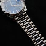 Rolex Day-Date 40 228239 (2018) - Blue dial 40 mm White Gold case (5/6)
