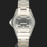 Rolex Submariner Date 16610 (1996) - Black dial 40 mm Steel case (6/8)