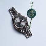 Rolex Datejust 126334 (2023) - Grey dial 40 mm Steel case (4/8)